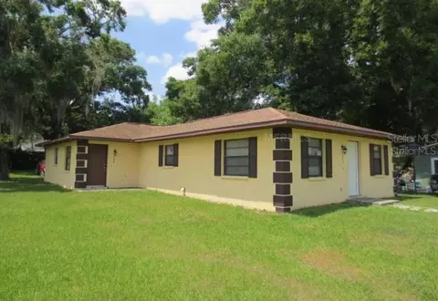 5553 19th St, Zephyrhills, FL 33542