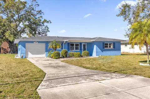 12366 137th St N, Largo, FL 33774