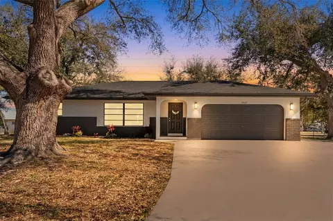 4227 Blossom Rd, Venice, FL 34293