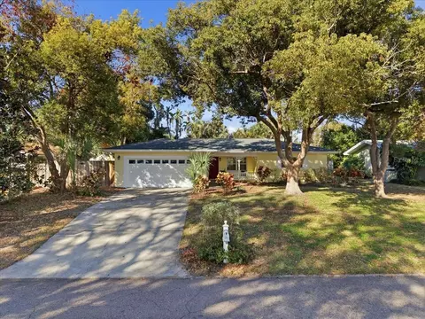 1926 Sandra Dr, Clearwater, FL 33764