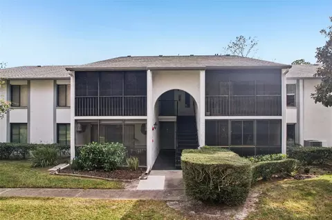 1290 Pine Rdg E #F2, Tarpon Springs, FL 34688