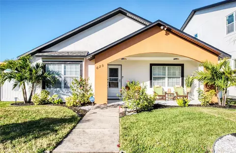 625 Folsom St S, Gulfport, FL 33707