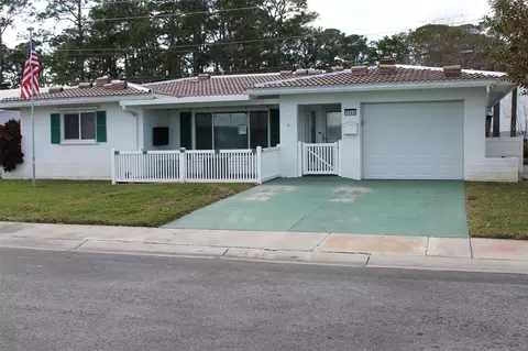 9500 45th Way N, Pinellas Park, FL 33782