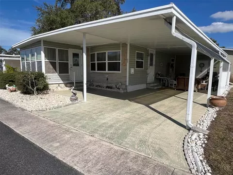 37 Pindo Palm St W, Largo, FL 33770