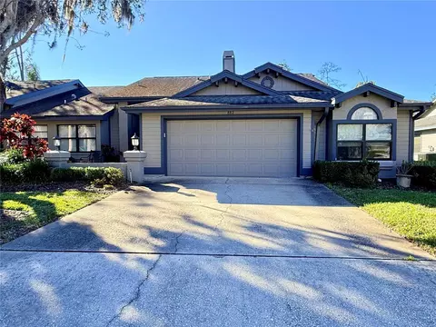 882 Lucas Ln, Oldsmar, FL 34677