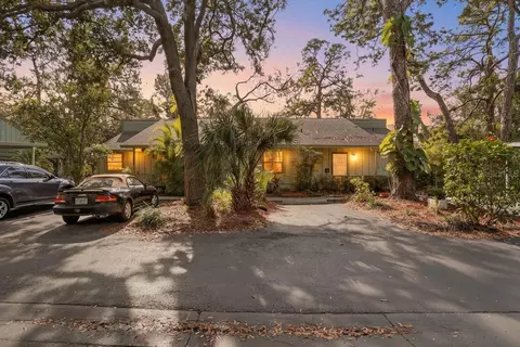 5014 Barrington Cir #2102, Sarasota, FL 34234