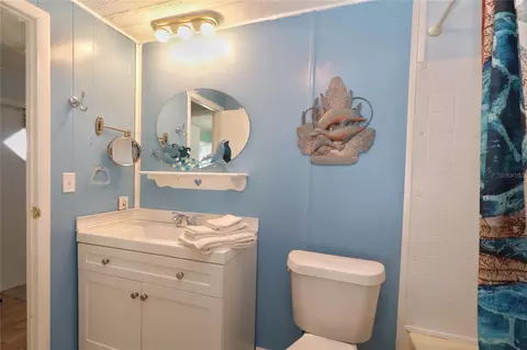 107 E Saint Johns Way, Apollo Beach, FL 33572 photo 11