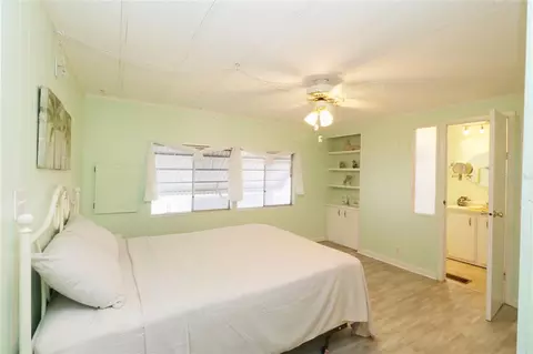 107 E Saint Johns Way, Apollo Beach, FL 33572 photo 6
