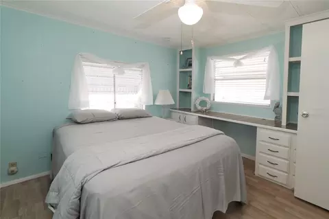 107 E Saint Johns Way, Apollo Beach, FL 33572 photo 9