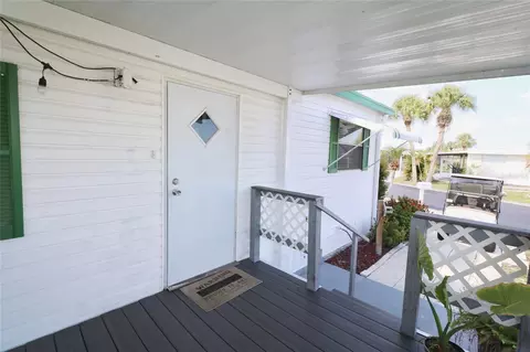 107 E Saint Johns Way, Apollo Beach, FL 33572 photo 18