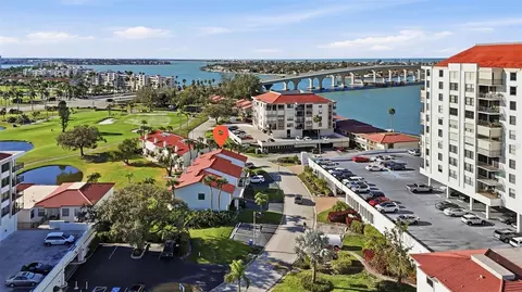 6260 Sun Blvd #4, Saint Petersburg, FL 33715