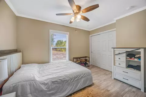 Bedroom - 7149 Spruce Dr, Weeki Wachee, FL 34607 photo 4 of 4