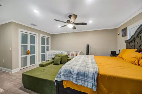 Bedroom - 7149 Spruce Dr, Weeki Wachee, FL 34607 photo 1 of 4