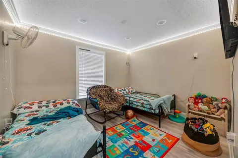 Bedroom - 7149 Spruce Dr, Weeki Wachee, FL 34607 photo 3 of 4