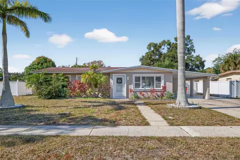 15536 Bristol Cir E, Clearwater, FL 33764