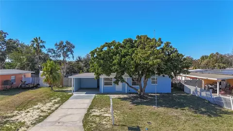 4716 Town N Country Blvd, Tampa, FL 33615