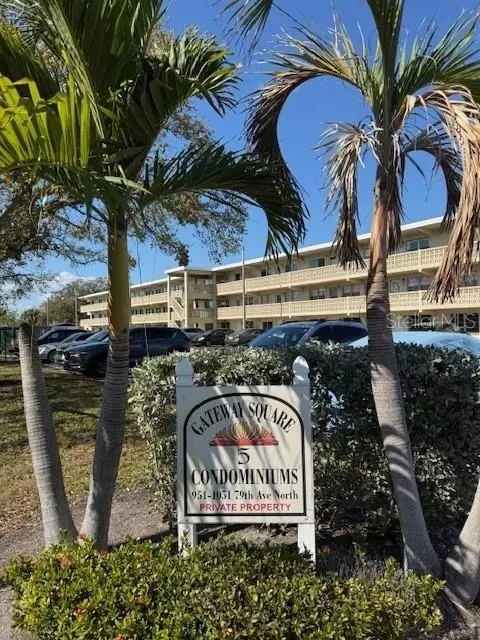 1051 79th Ave N #212, Saint Petersburg, FL 33702