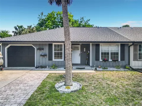 1046 W Samms Ave, Port Orange, FL 32129