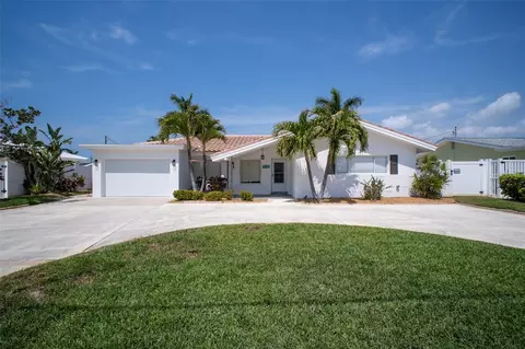 2220 E Vina Del Mar Blvd, Saint Pete Beach, FL 33706