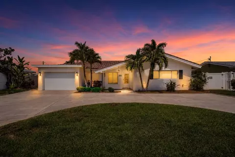 2220 E Vina Del Mar Blvd, Saint Pete Beach, FL 33706