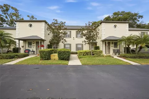 13025 Village Chase Cir, Tampa, FL 33618