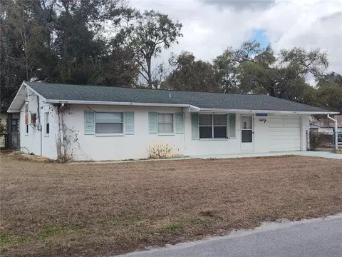 38247 3rd Ave, Zephyrhills, FL 33542