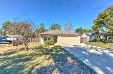 38021 10 Th Ave, Zephyrhills, FL 33542