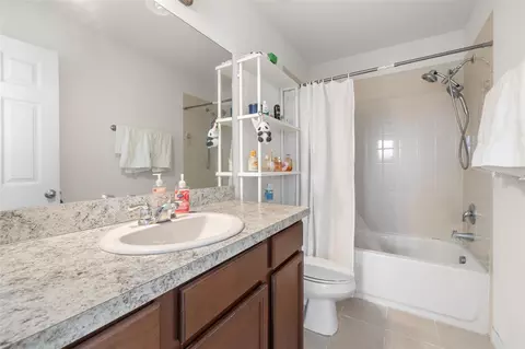 Bath - 1565 Feather Grass Loop, Lutz, FL 33558 photo 7 of 7