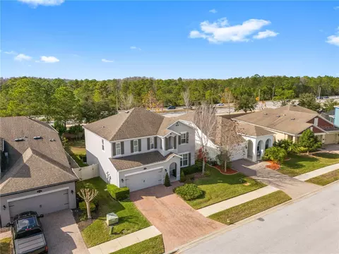 View/Area - 1565 Feather Grass Loop, Lutz, FL 33558 photo 2 of 9