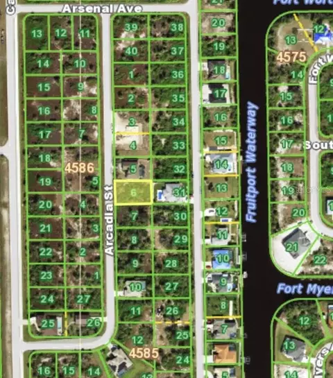 10234 Arcadia St, Port Charlotte, FL 33981