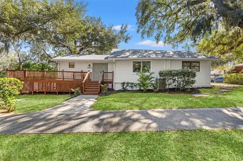 1402 Hilton Pl, Tampa, FL 33604