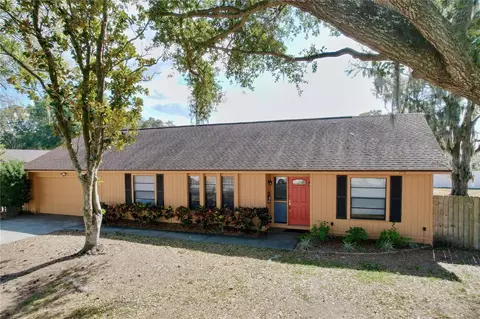 2205 Roslyn Ln, Lakeland, FL 33812