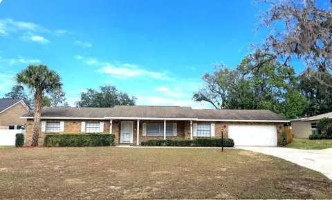 614 S Sylvan Dr, Brandon, FL 33510