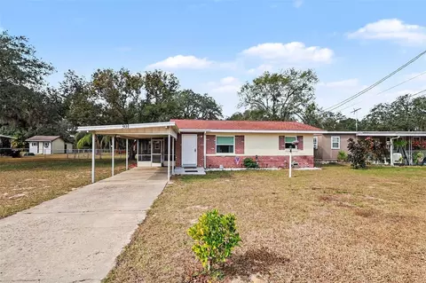 301 Martha Dr, Lake Wales, FL 33898