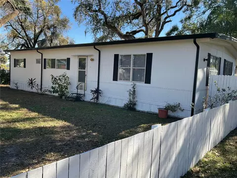 4707 E Yukon St, Tampa, FL 33617