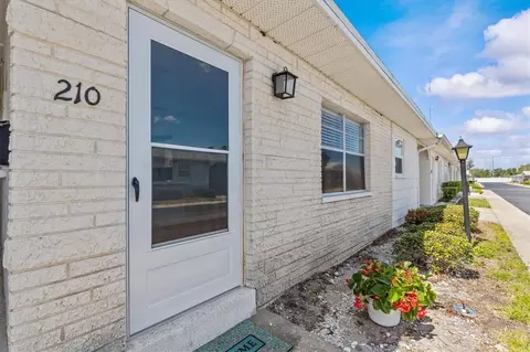 12400 Park Blvd #210, Seminole, FL 33772