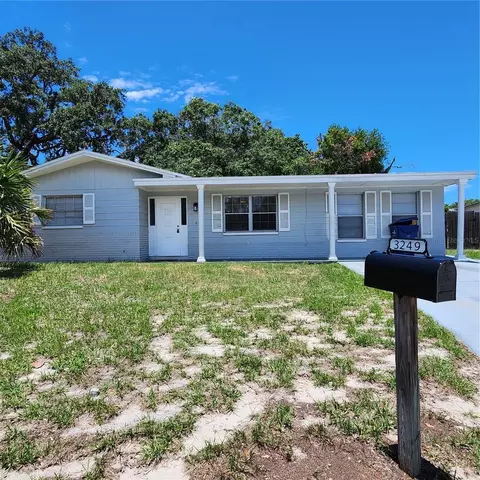 3249 Pinehurst Dr, Holiday, FL 34691