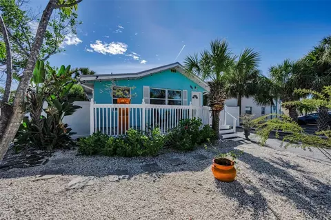 504 70th Ave, Saint Pete Beach, FL 33706
