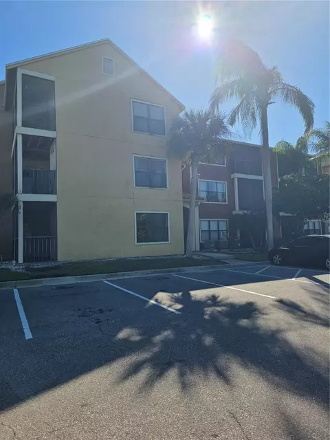 11901 4th St N #3101, Saint Petersburg, FL 33716