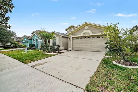 215 Fern Gulley Dr, Seffner, FL 33584