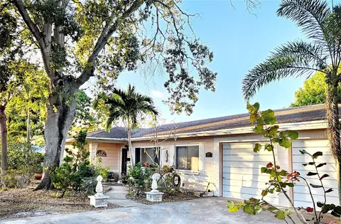 655 42nd Ave N, Saint Petersburg, FL 33703