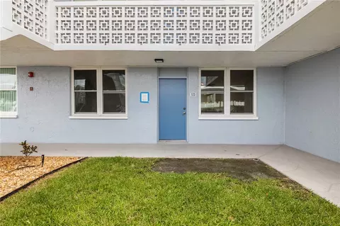 4715 Bay St NE #123, Saint Petersburg, FL 33703