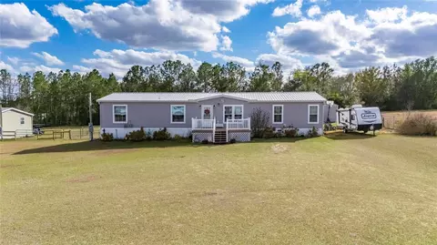 39344 Bohan Ln, Zephyrhills, FL 33540