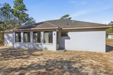 Exterior - 1724 E Mckinley St, Hernando, FL 34442 photo 4 of 8