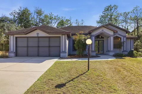 1724 E Mckinley St, Hernando, FL 34442