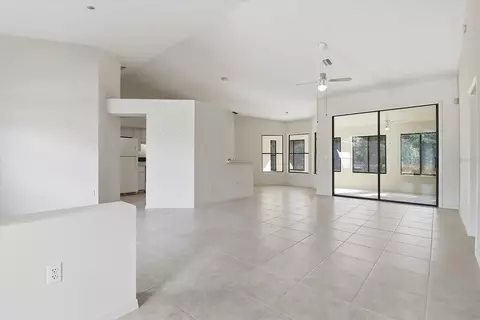 Living - 1724 E Mckinley St, Hernando, FL 34442 photo 1 of 7
