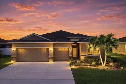 2415 Cumberland Cliff Dr, Ruskin, FL 33570