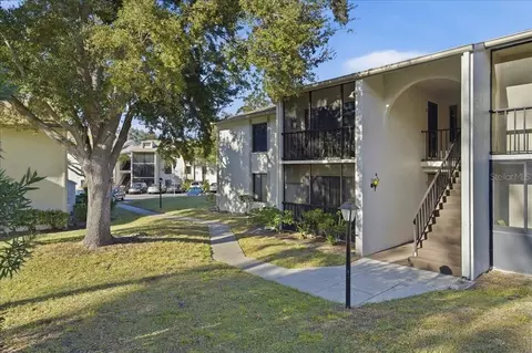 2666 Pine Ridge Way N #C2, Palm Harbor, FL 34684
