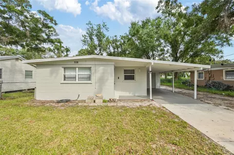 728 Trenton Rd, Lakeland, FL 33815