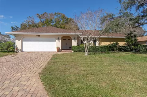 1845 72nd Ave NE, Saint Petersburg, FL 33702